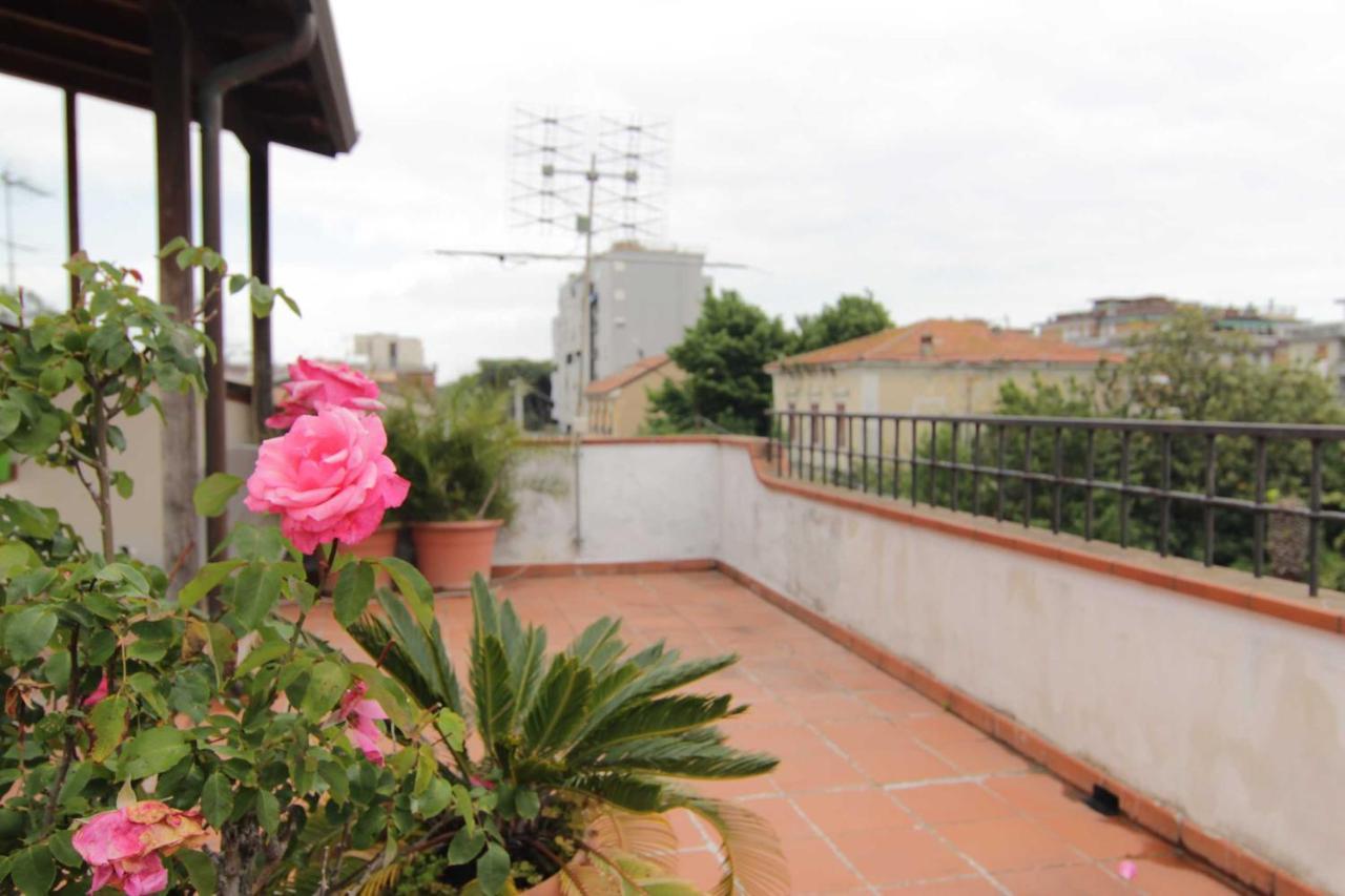 L'Arrocco Bed And Breakfast Marina Di Carrara Exterior foto